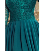 210-8 NICOLLE - sukienka z dłuższym tyłem z koronkowym dekoltem - BUTELKOWA ZIELEŃ